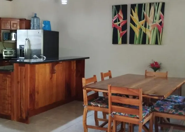 Aloha Surf - Casa 'ohana Hébergement de vacances Nosara